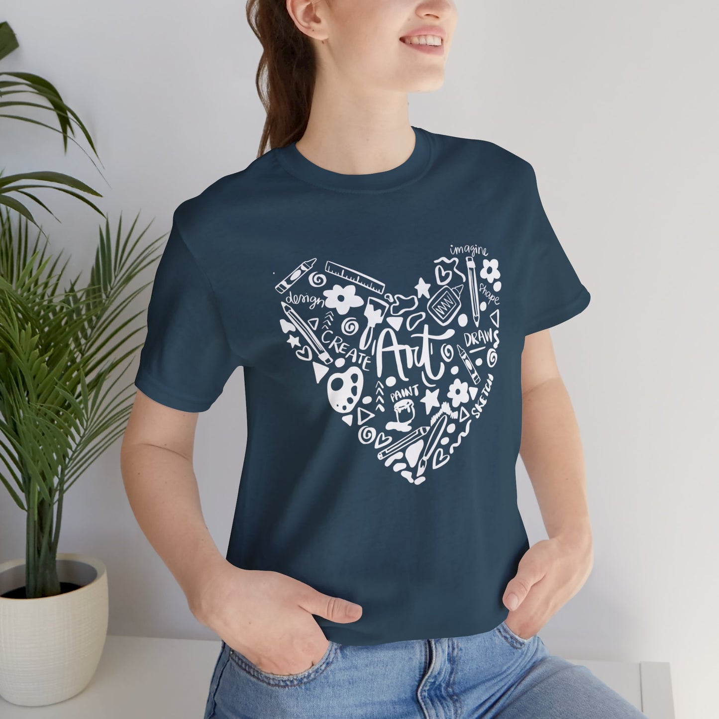 Art Teacher - Heart Short Sleeve Tee